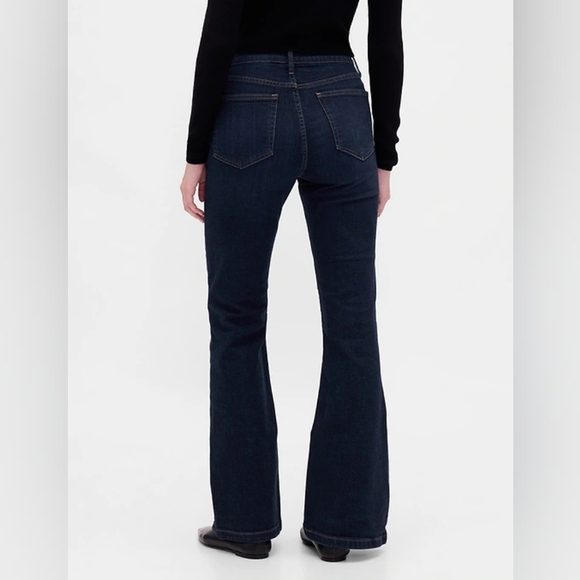 GAP High Rise '70s Flare Jeans - Picture 2 of 8